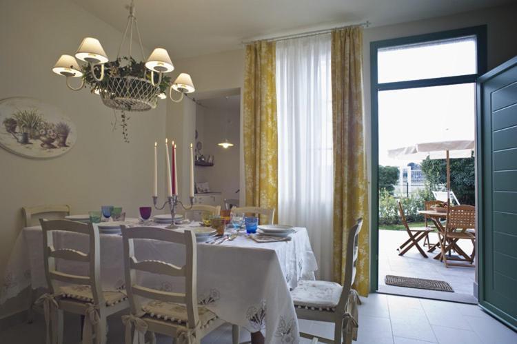 Cevoli Country Resort Lari Εξωτερικό φωτογραφία