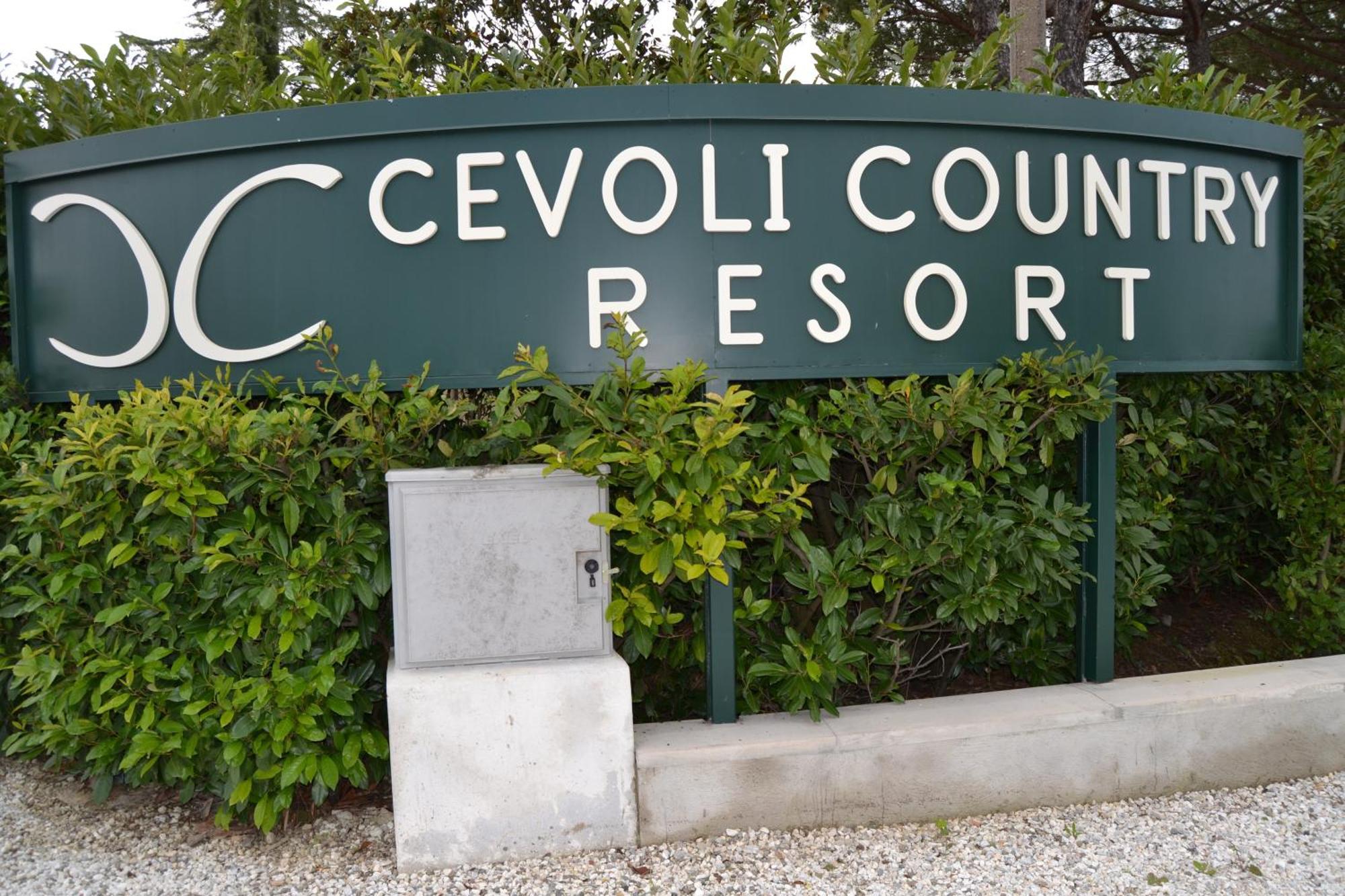 Cevoli Country Resort Lari Εξωτερικό φωτογραφία