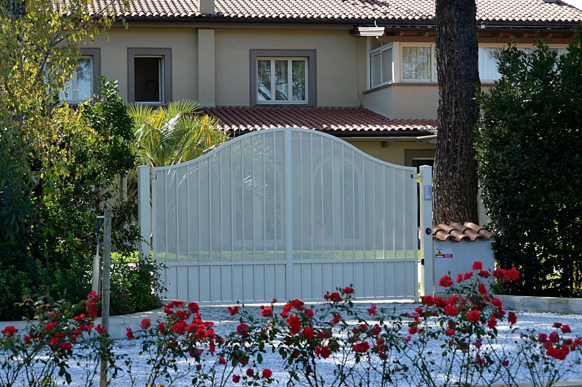 Cevoli Country Resort Lari Εξωτερικό φωτογραφία