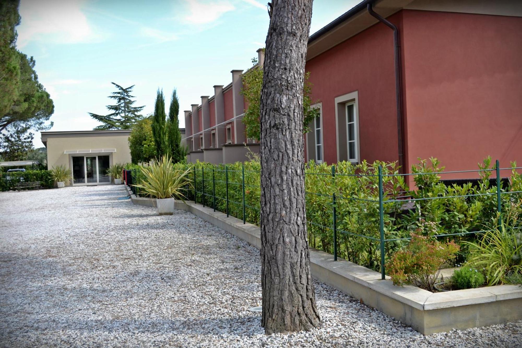 Cevoli Country Resort Lari Εξωτερικό φωτογραφία