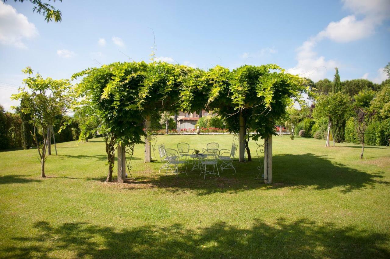 Cevoli Country Resort Lari Εξωτερικό φωτογραφία