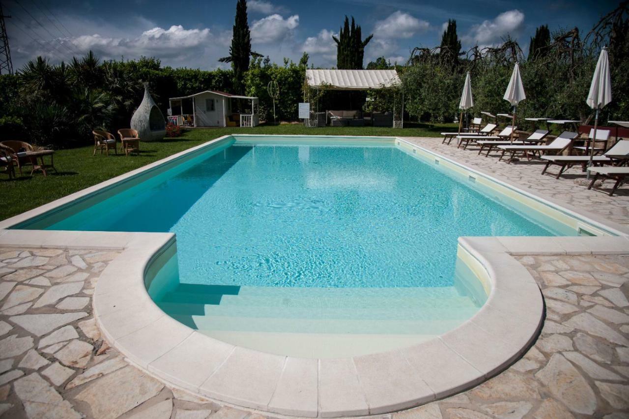 Cevoli Country Resort Lari Εξωτερικό φωτογραφία